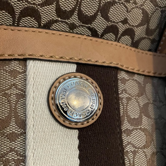 Coach laptop / baby bag - Signature C’s fabric - Picture 10 of 12